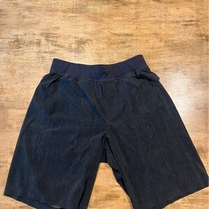 Lululemon Men’s Medium Athletic Shorts